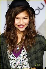 zendaya.jpg zendaya.jpg
